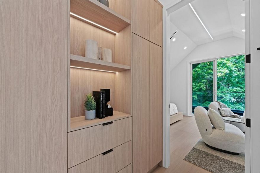 1 3880 W 23rd Avenue