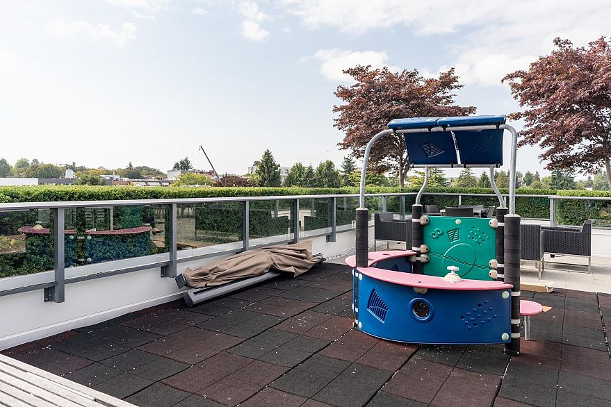 202 1777 W 7th Avenue