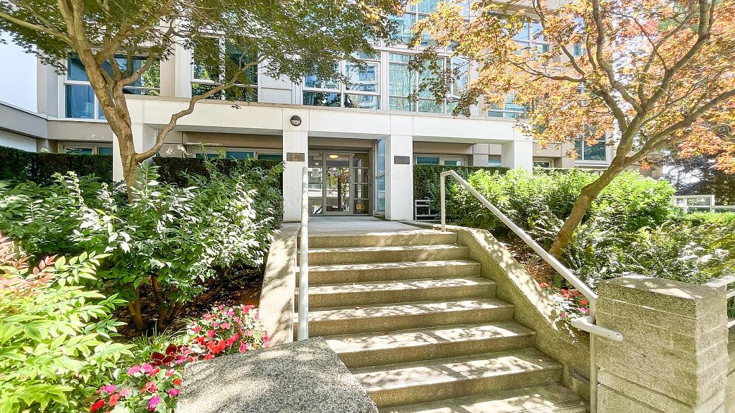 502 1388 Homer Street