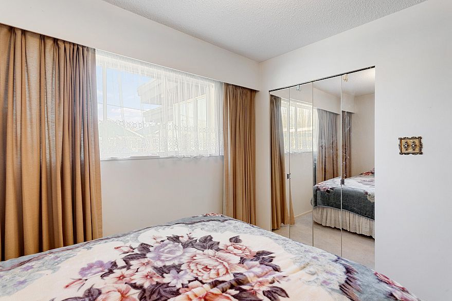 4960 Prince Albert Street