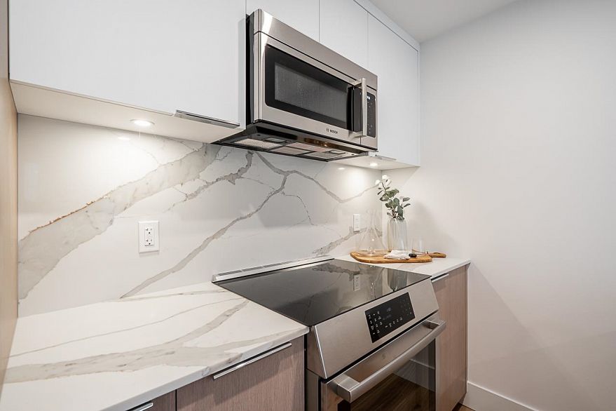 110 2085 E 1st Avenue