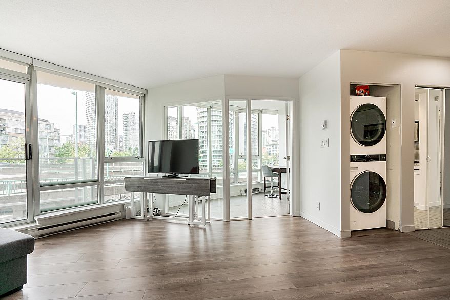 603 980 Cooperage Way