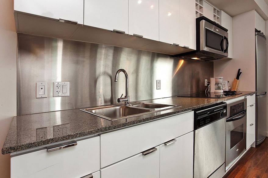 601 788 HAMILTON STREET, Vancouver BC V6B 0E9