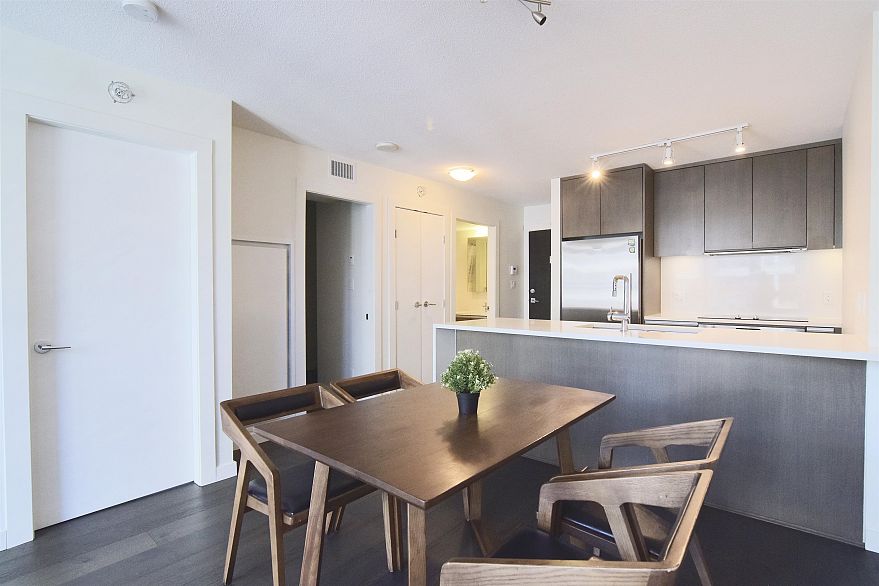 704 1009 HARWOOD STREET, Vancouver BC V6Z 1Z7