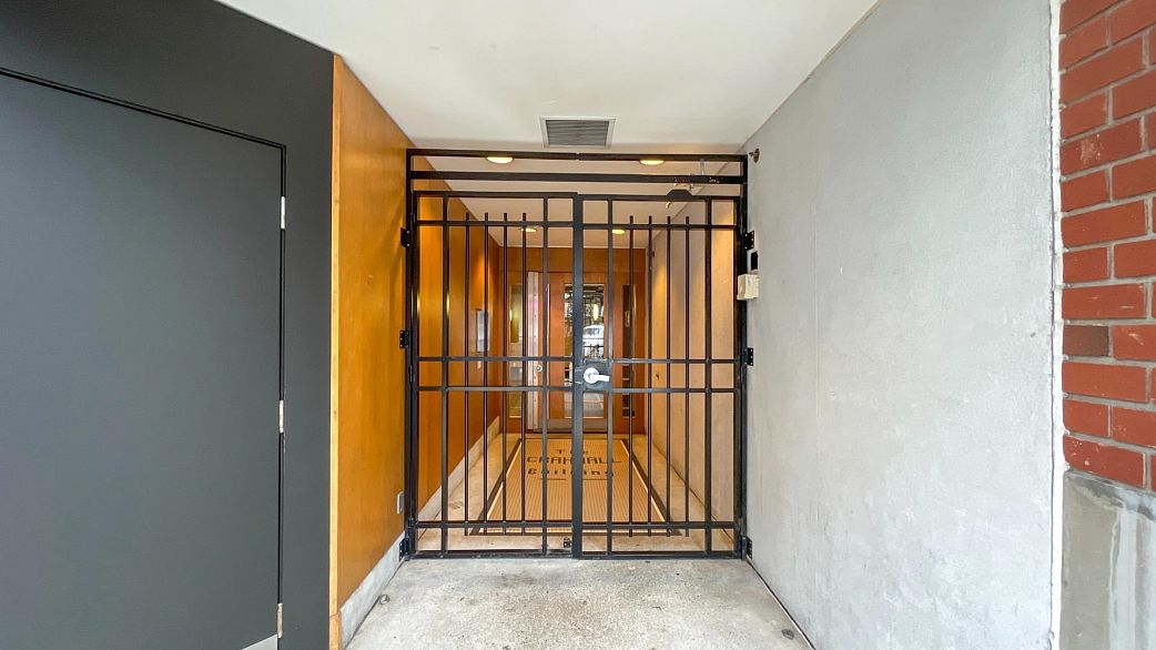 306 1072 Hamilton Street