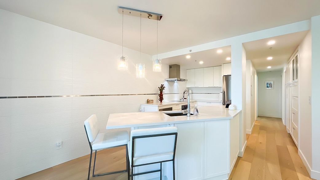 502 1388 Homer Street