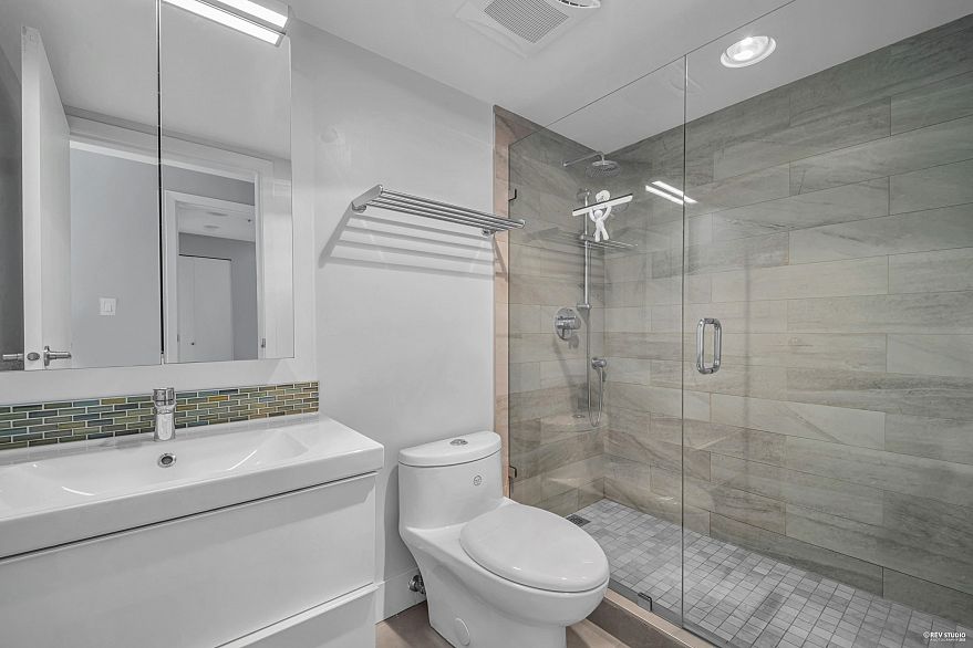 1802 930 Cambie Street