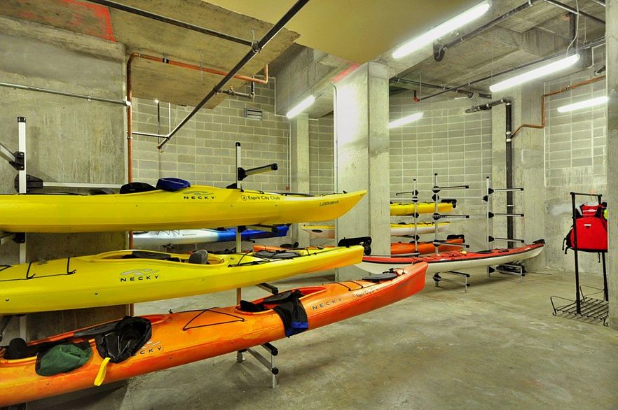 603 980 Cooperage Way