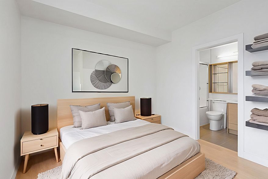 309 2528 Collingwood Street