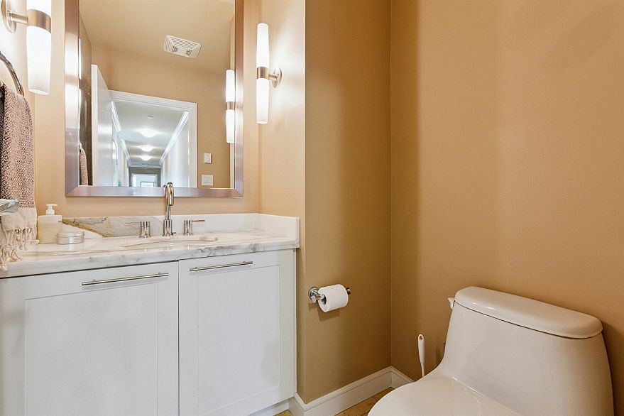 PH2501 1616 Bayshore Drive