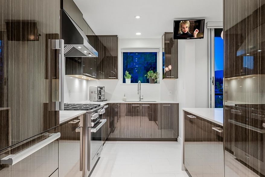 602 1888 Alberni Street