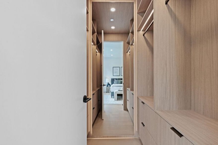 1 3880 W 23rd Avenue