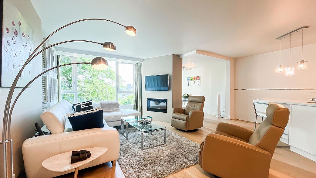 502 1388 Homer Street