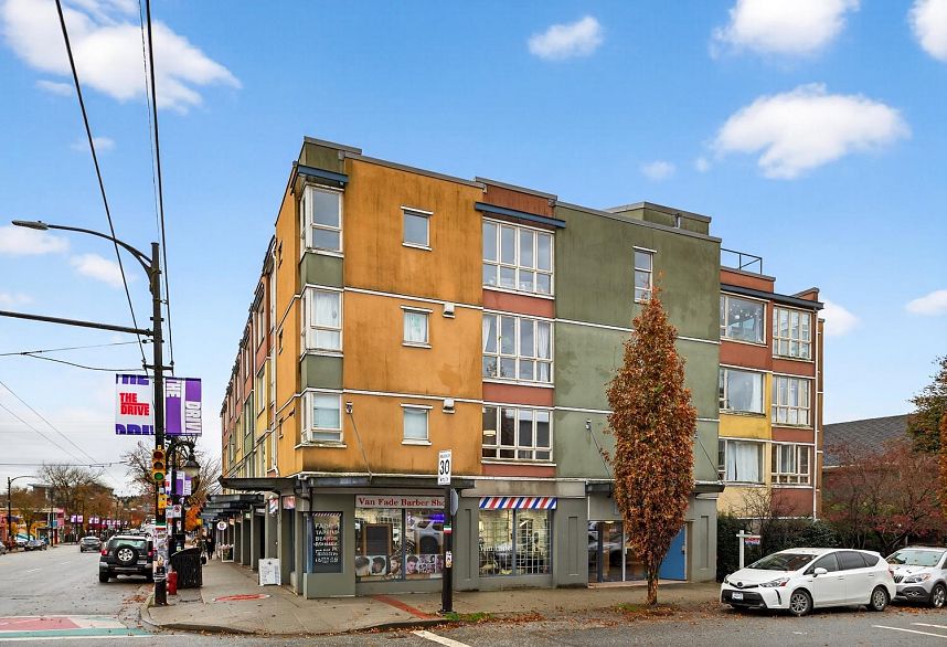 308 1688 E 4th Avenue