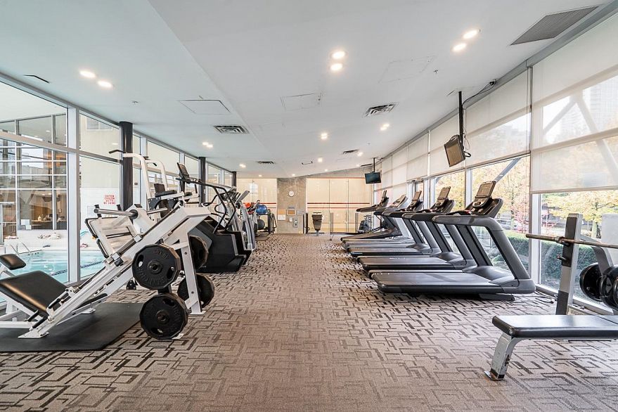 1003 1483 Homer Street