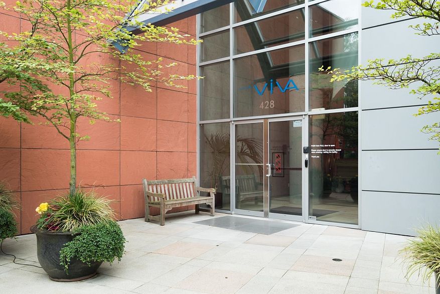 2706 1438 Richards Street