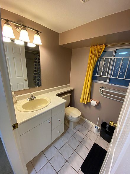 1326 Windermere Street