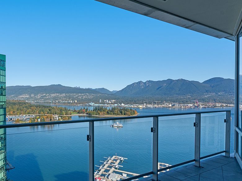 2803 1077 W Cordova Street