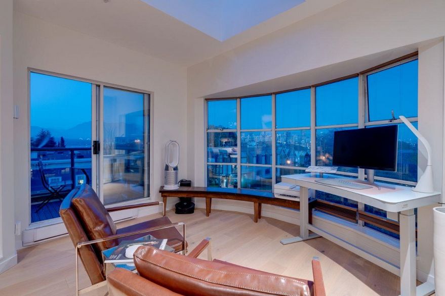 402 2216 W 3rd Avenue