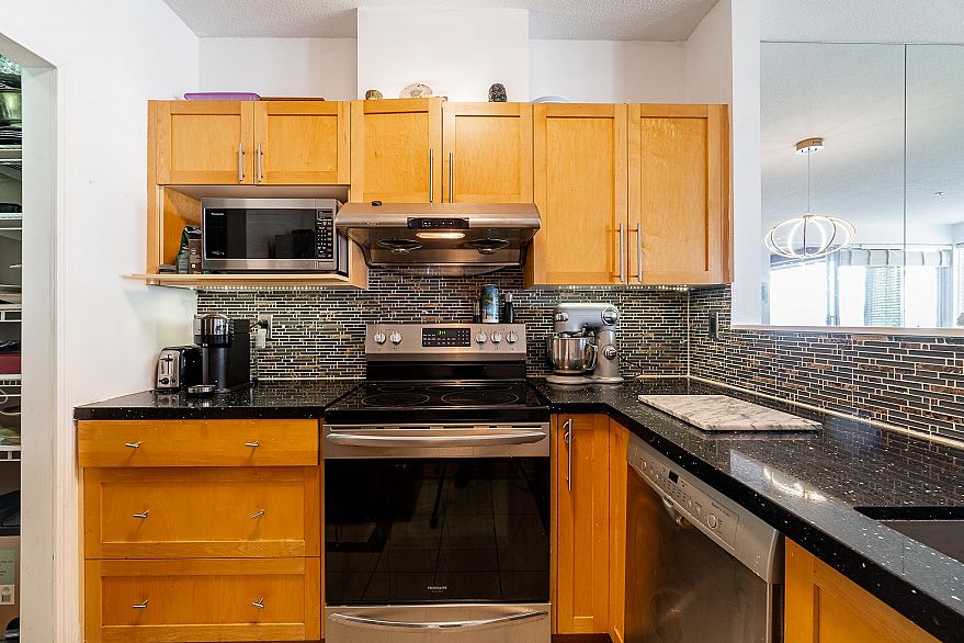 310 1820 E Kent Avenue South Avenue