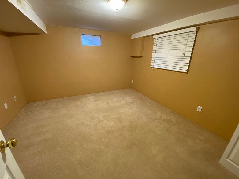 1326 Windermere Street