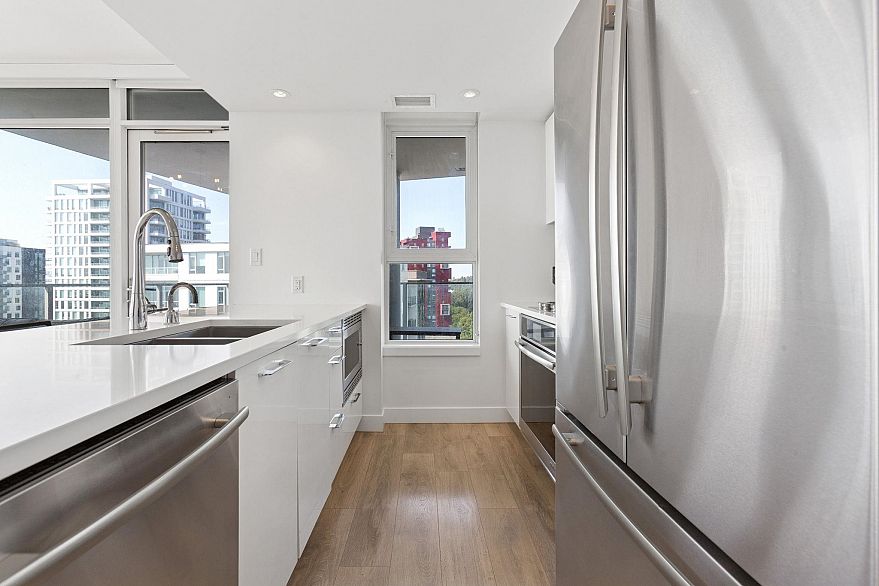 2107 8538 River District Crossing