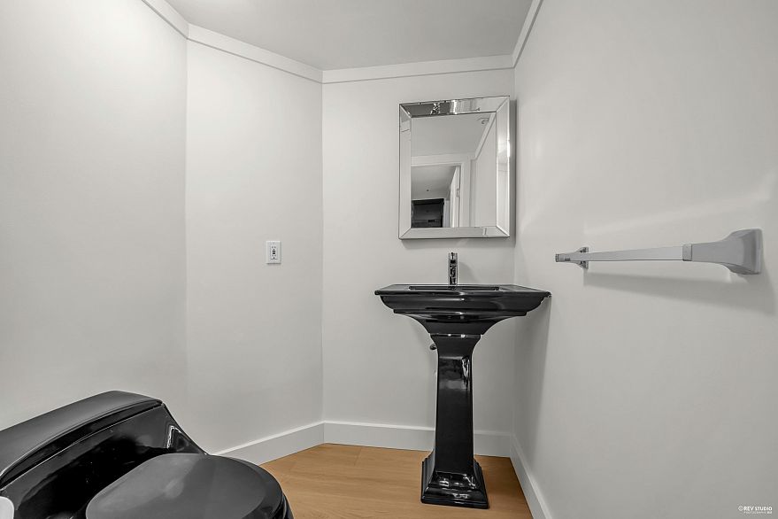 203 1000 Beach Avenue