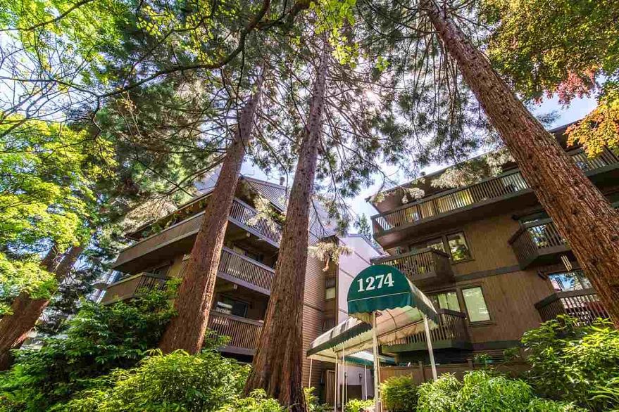 112 1274 Barclay Street