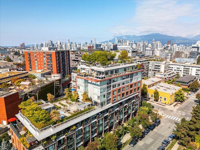 601 2321 Scotia Street