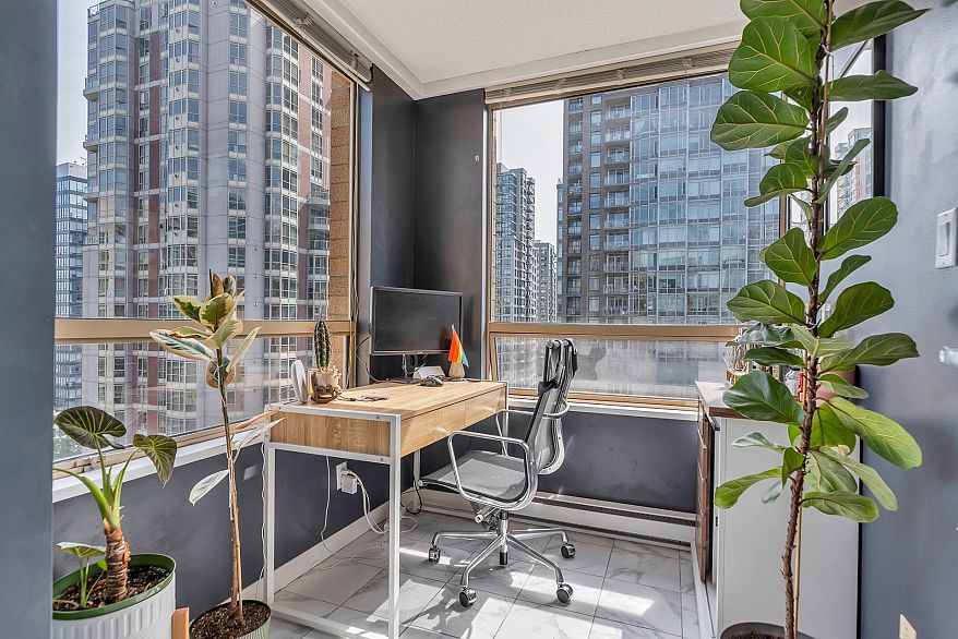 1405 822 Homer Street