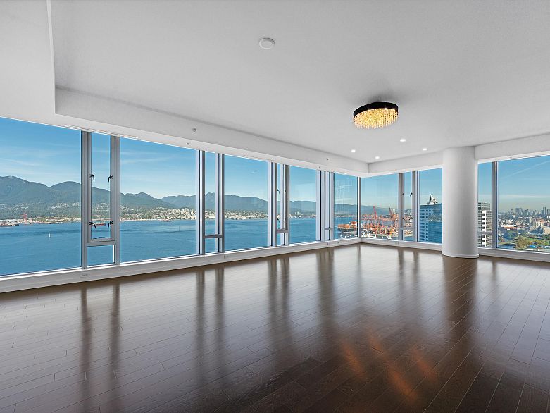 2701 1011 W Cordova Street