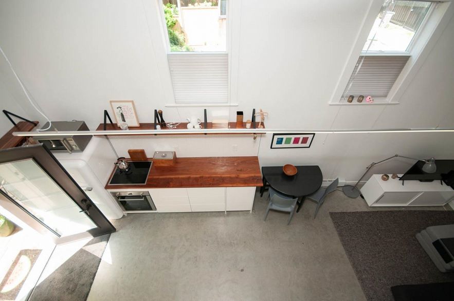 Coach House 563 UNION STREET, Vancouver BC V6A 2B7