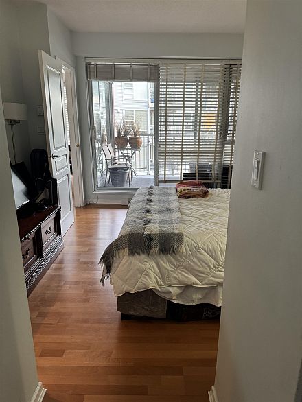 310 1820 E Kent Avenue South Avenue