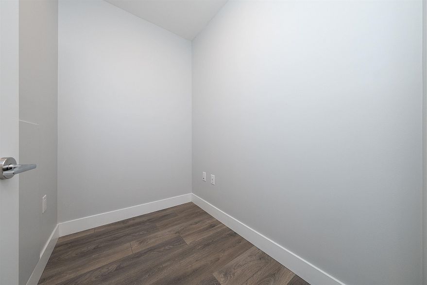 501 3488 Sawmill Crescent