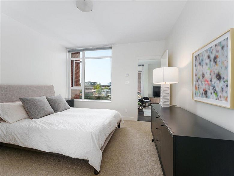 601 2321 Scotia Street