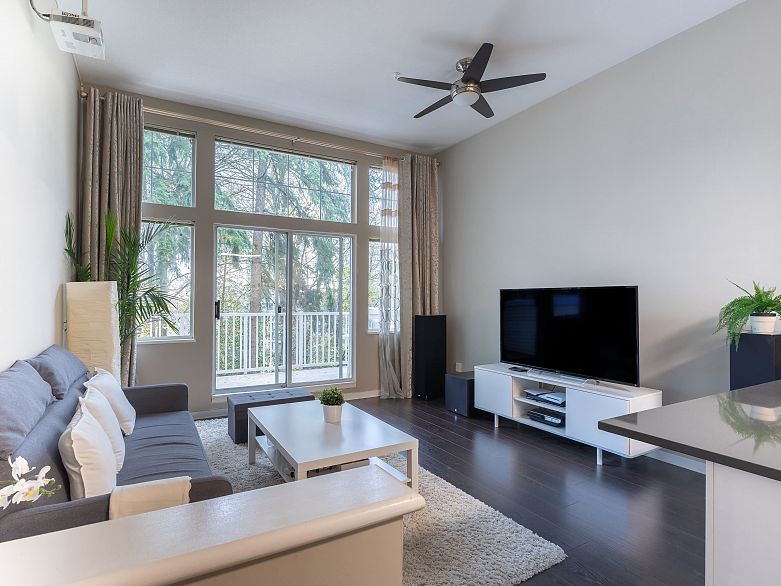 1 3586 Rainier Place