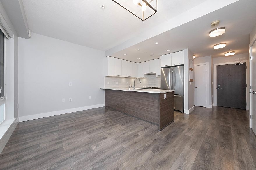 501 3488 Sawmill Crescent