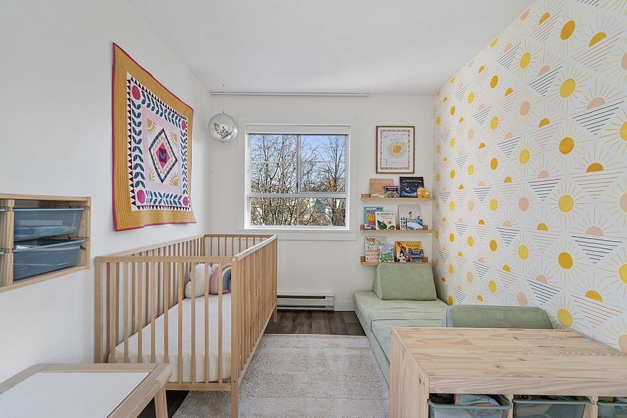 305 1950 E 11 Avenue