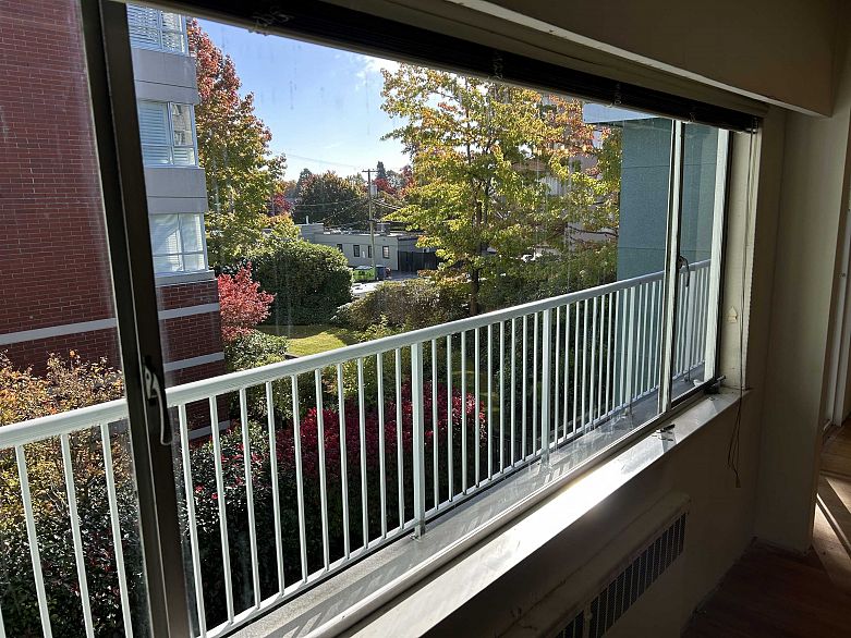 203 2146 W 43rd Avenue