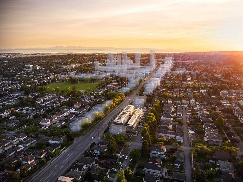 2 128 W Woodstock Avenue