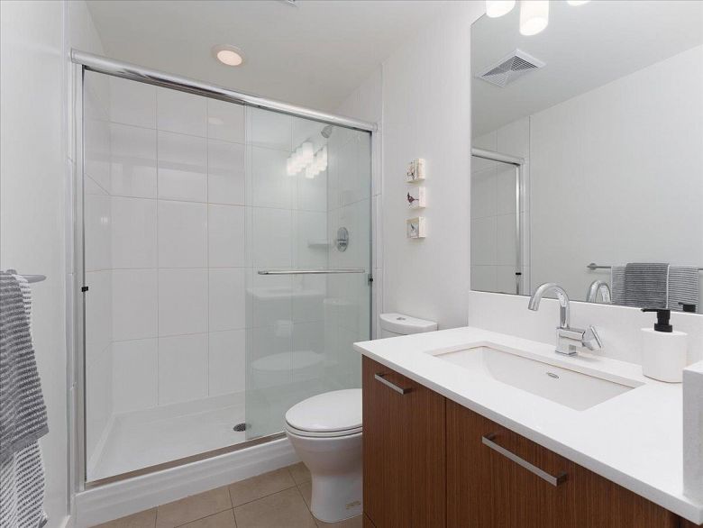 601 2321 Scotia Street