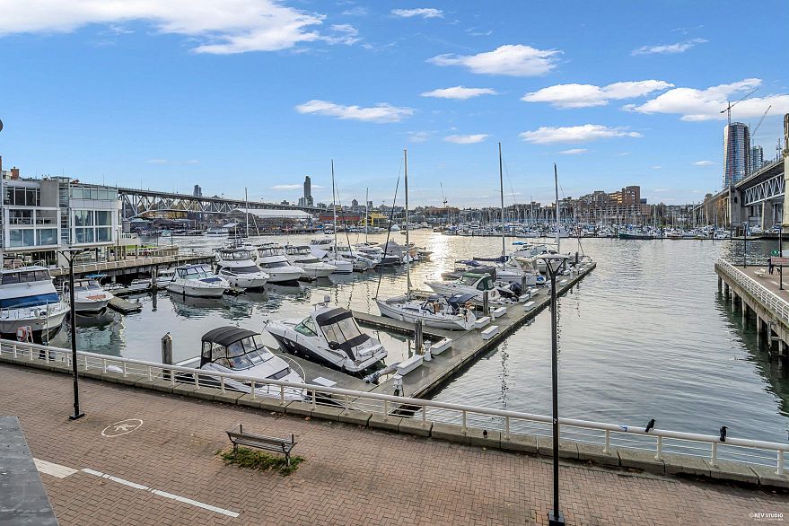 203 1000 Beach Avenue