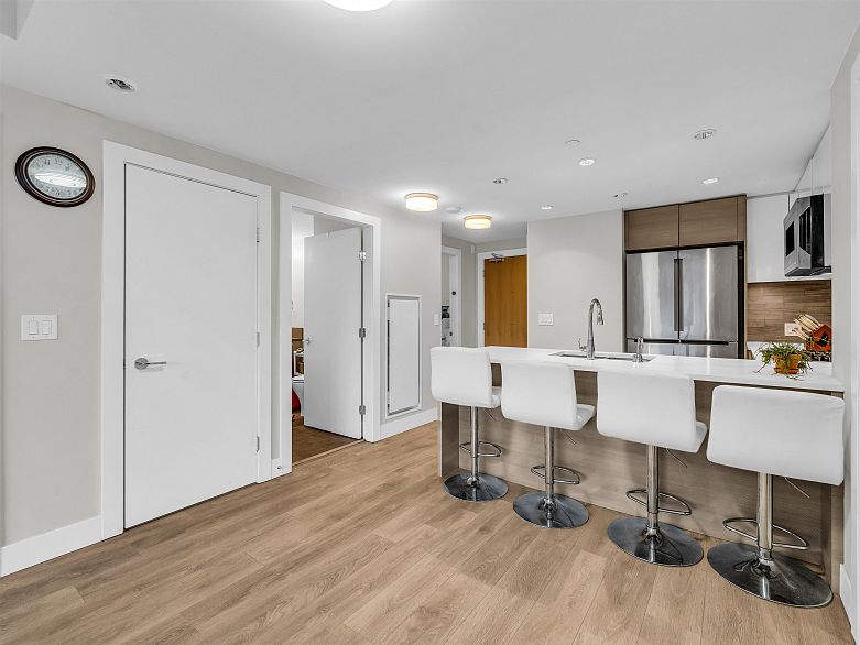 607 3451 Sawmill Crescent