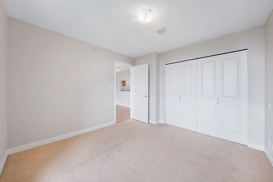 2410 5380 Oben Street