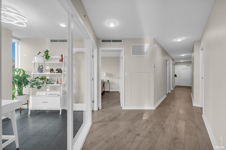 1906 918 Cooperage Way