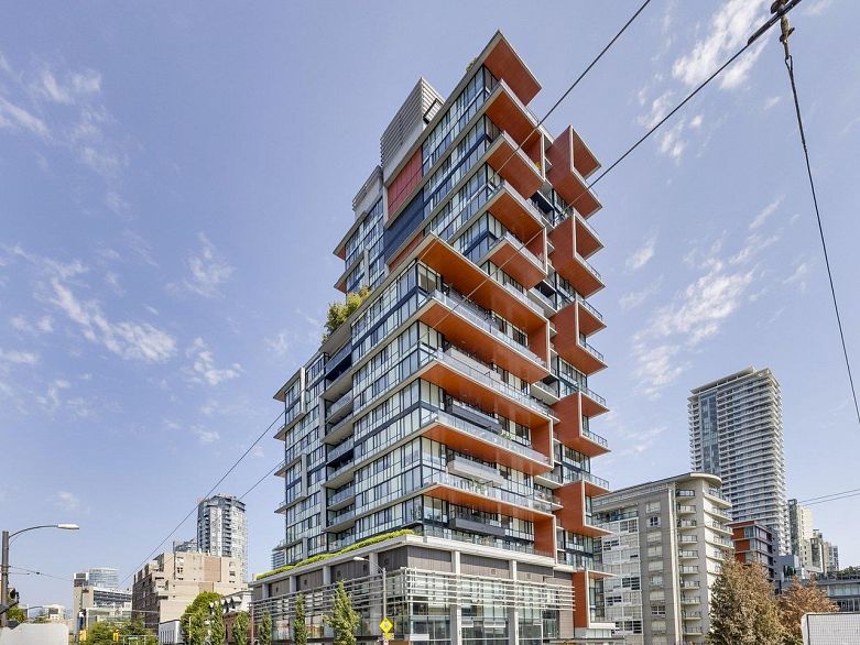 912 1325 Rolston Street