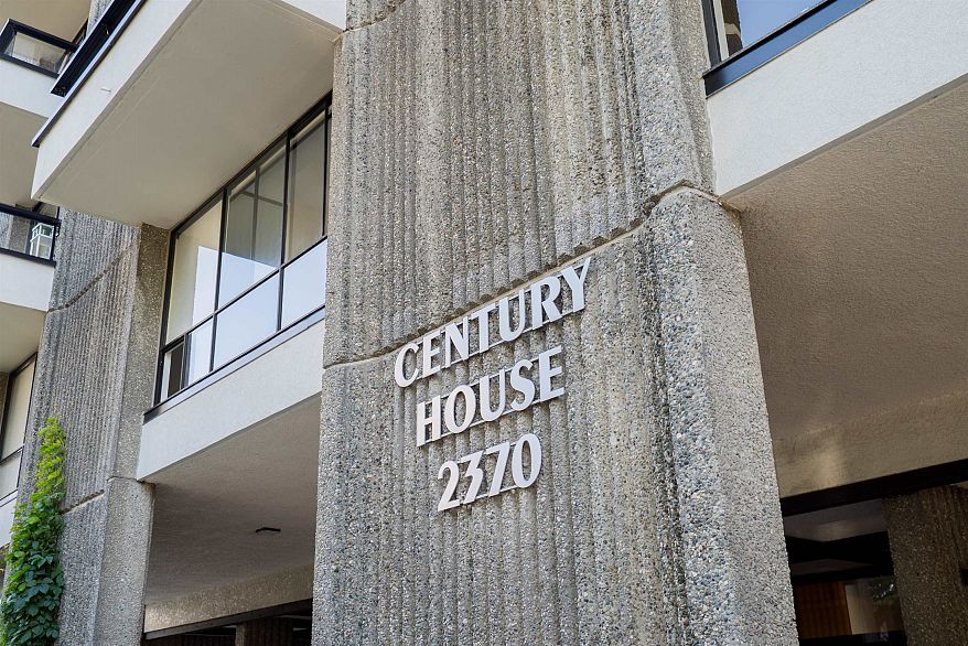 304 2370 W 2nd Avenue