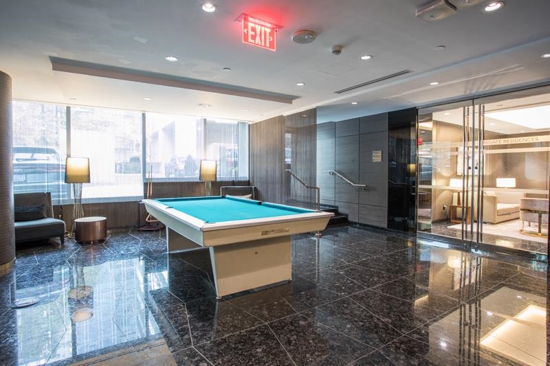 4705 1151 W Georgia Street