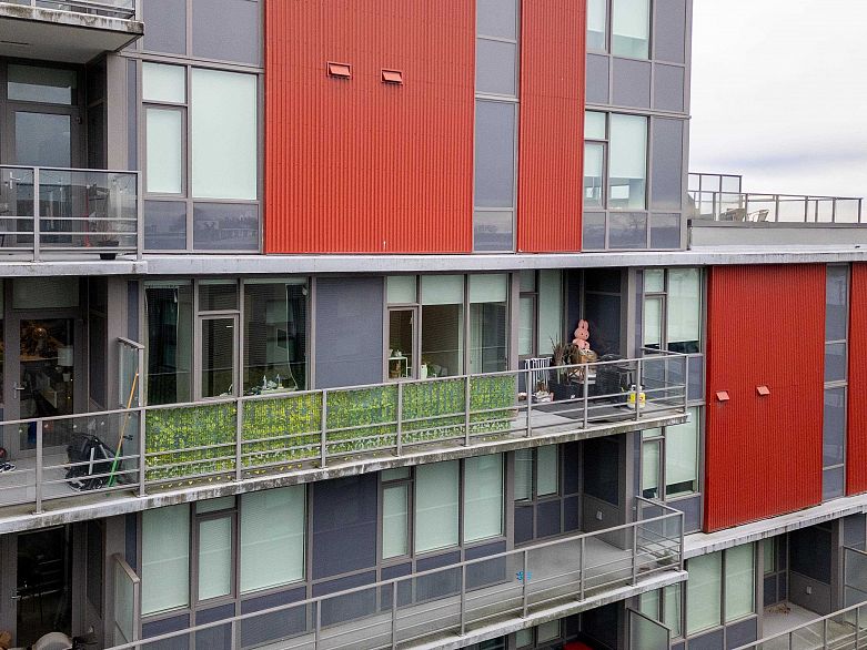 607 3451 Sawmill Crescent