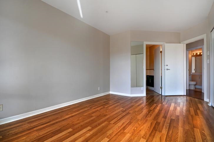 305 1688 CYPRESS STREET, Vancouver BC V6J 5J1